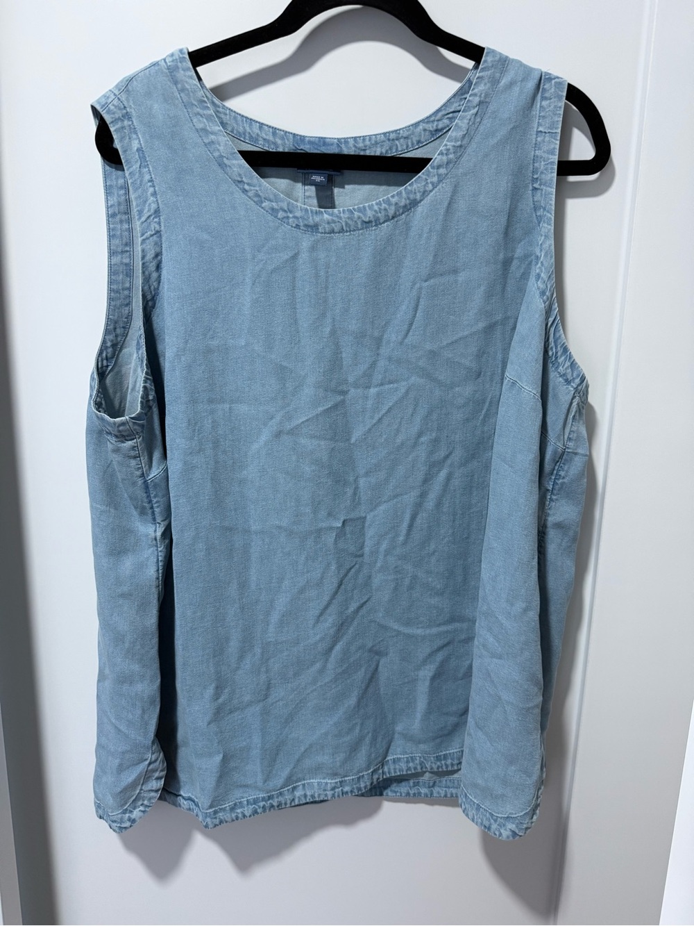 J. Jill Light Blue Denim-Style Sleeveless Tank
